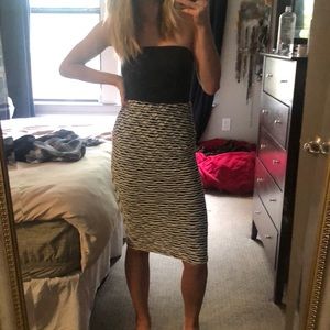 Black and white pencil skirt